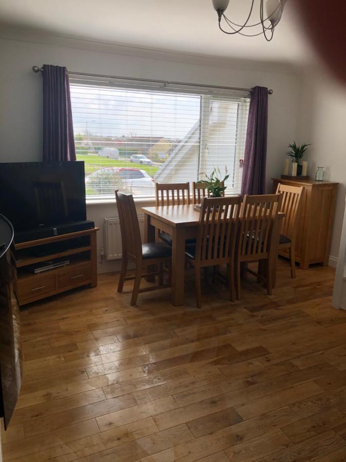 Six By The Sea - 2 Bed House - A Little Something For Everyone Saint Columb Minor Buitenkant foto